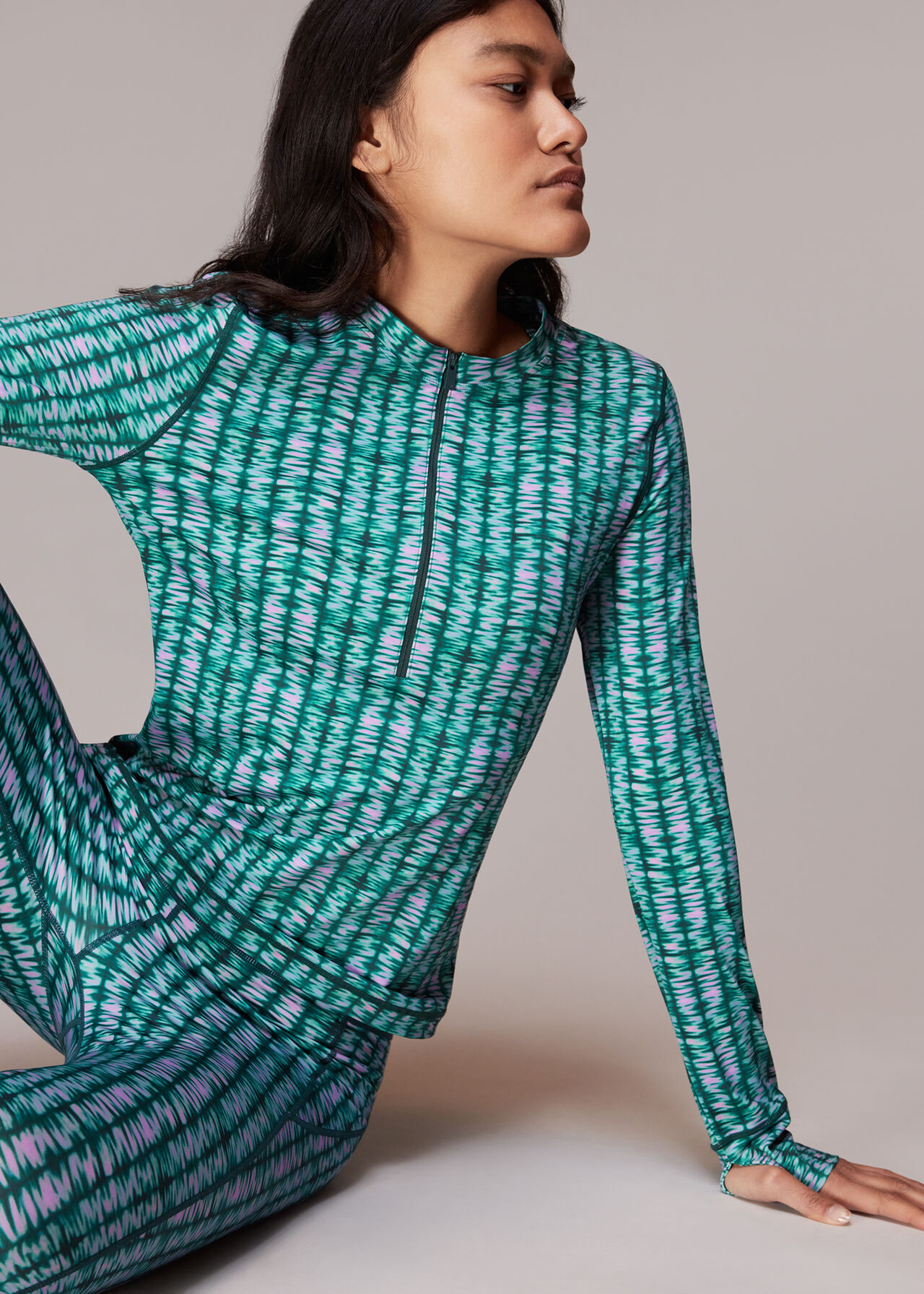 Abstract Wave Layered Legging